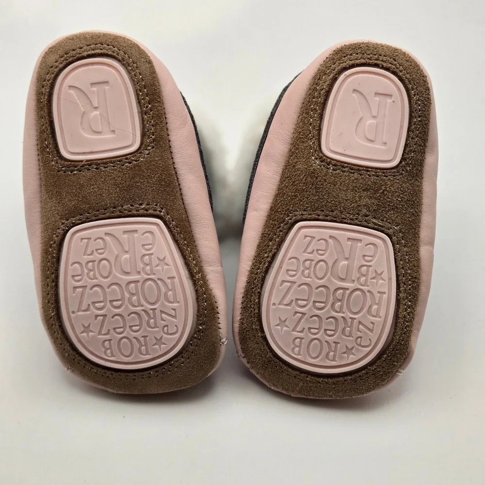 Robeez New 9-12M First Kicks Baby‎ Shoes Pink Silver Faux Fur Booties Girl